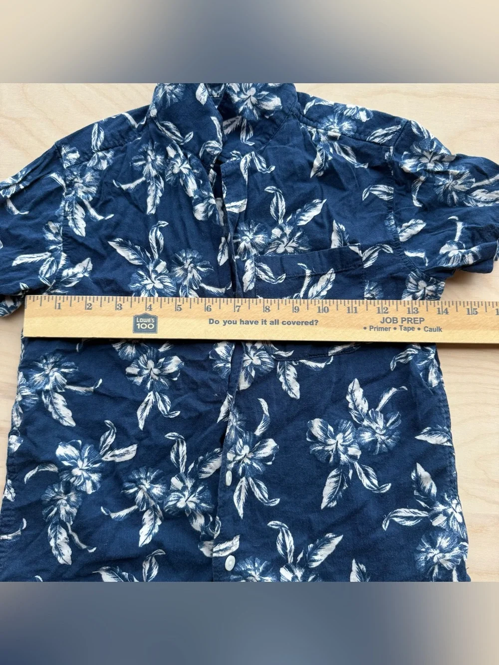 Old Navy Kids Navy Blue Floral Hawaiian Button Up Short Sleeve Shirt size S 6/7